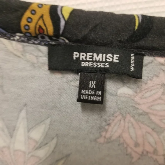 Premise Midi Dress - Picture 3 of 3